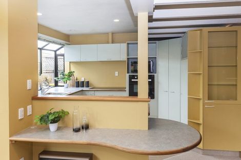 Photo of property in 31 Juniper Place, Burnside, Christchurch, 8053