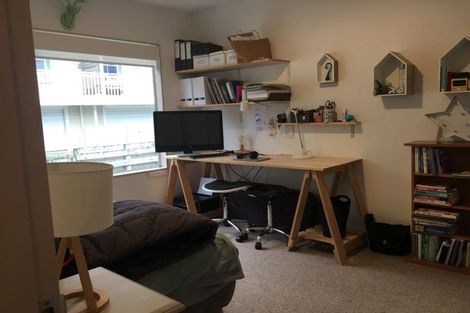 Photo of property in 2/33 Hiropi Street, Newtown, Wellington, 6021