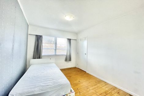 Photo of property in 20 Karaka Street, New Lynn, Auckland, 0600