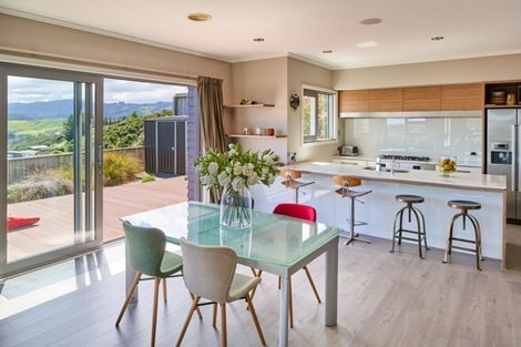 Photo of property in 49 Endeavour Drive, Whitby, Porirua, 5024