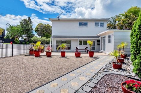 Photo of property in 267 Vipond Road, Stanmore Bay, Whangaparaoa, 0932