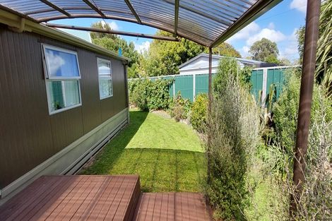 Photo of property in 2 Guthrie Court, Bulls, 4818