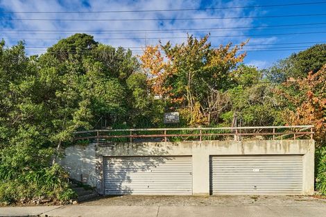 Photo of property in 22 Hinau Street, Tawa, Wellington, 5028