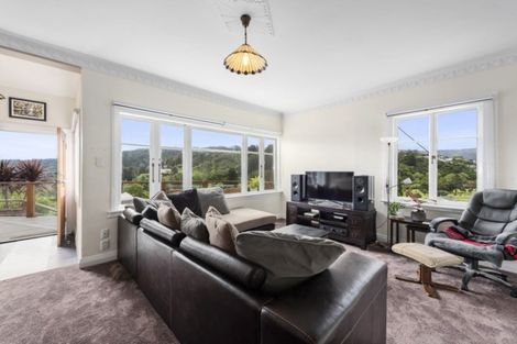 Photo of property in 49 Mcdougall Grove, Haywards, Lower Hutt, 5018