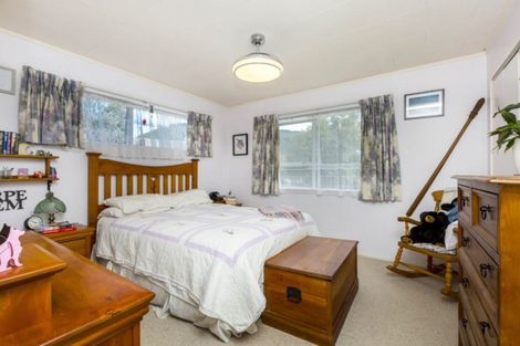Photo of property in 11 Beryl Grove, Birchville, Upper Hutt, 5018