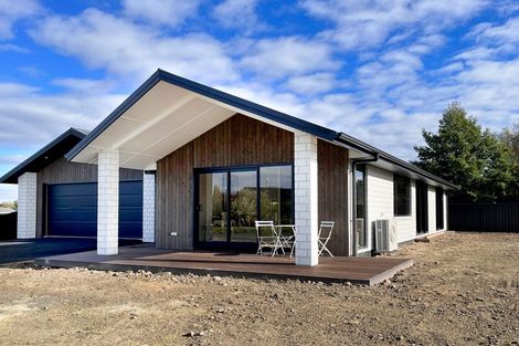 Photo of property in 44 Constitution Avenue, Milton, 9220