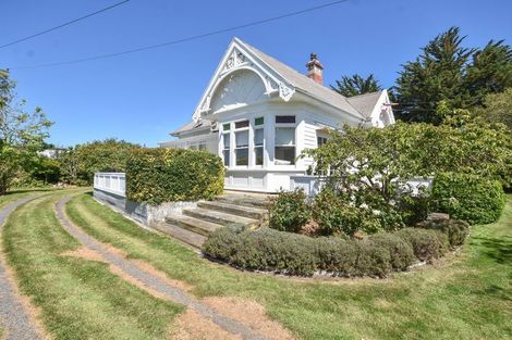 Photo of property in 1215 Centre Road, Henley, Outram, 9073