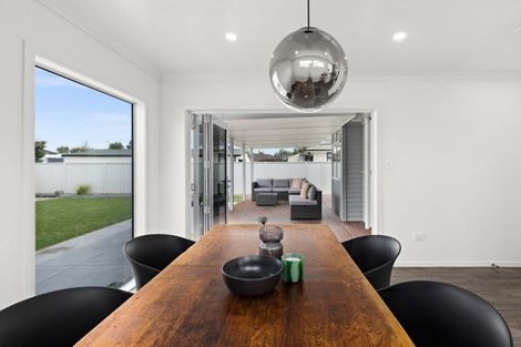 Photo of property in 39 Lipscombe Crescent, Havelock North, 4130