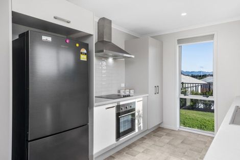 Photo of property in 102 Sentinel Avenue, Omokoroa, 3114