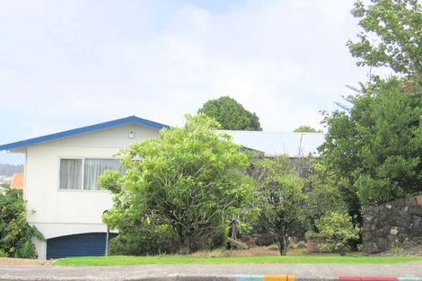 Photo of property in 36 Spencer Road, Pinehill, Auckland, 0632