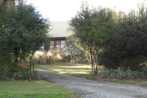 Photo of property in 227 Beacon Point Road, Wanaka, 9305