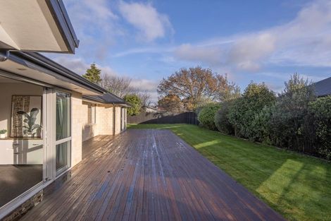 Photo of property in 6 Dundee Close, Darfield, 7510