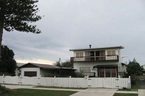 Photo of property in 14 Pukeko Place, Westshore, Napier, 4110