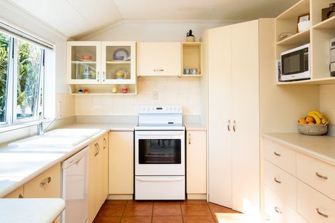 Photo of property in 60 Lucknow Road, Havelock North, 4130