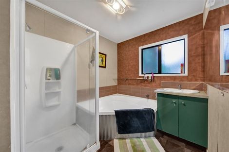 Photo of property in 30 Cameron Street, Hawera, 4610