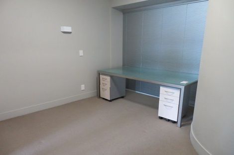 Photo of property in The Capital, 2/370 Oriental Parade, Oriental Bay, Wellington, 6011