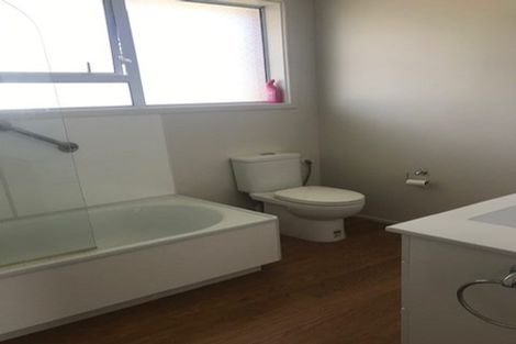 Photo of property in 5/54 Sale Street, Cockle Bay, Auckland, 2014