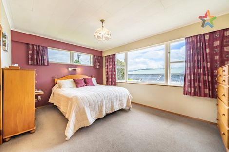 Photo of property in 35 Normandale Road, Normandale, Lower Hutt, 5010