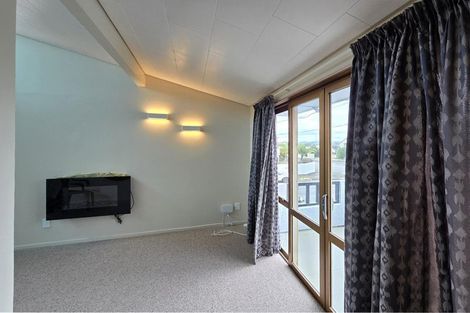 Photo of property in 19 Charles Street, Westshore, Napier, 4110