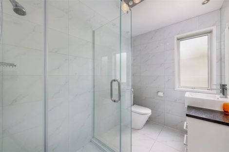 Photo of property in 10a Merchant Avenue, Te Atatu South, Auckland, 0610