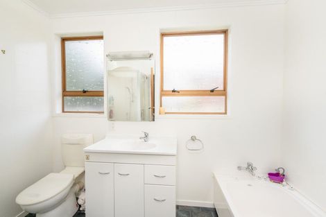 Photo of property in 12 Normand Place, Richmond Heights, Taupo, 3330