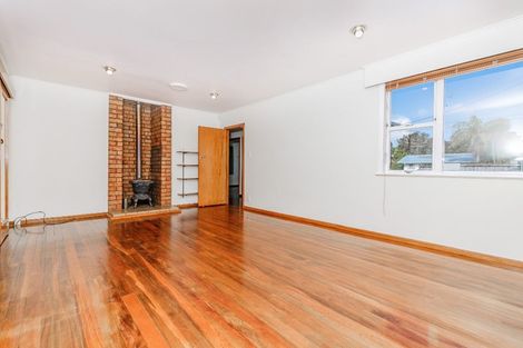 Photo of property in 22 Cron Avenue, Te Atatu South, Auckland, 0610