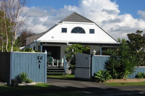Photo of property in 56 Settlers Grove, Orewa, 0931