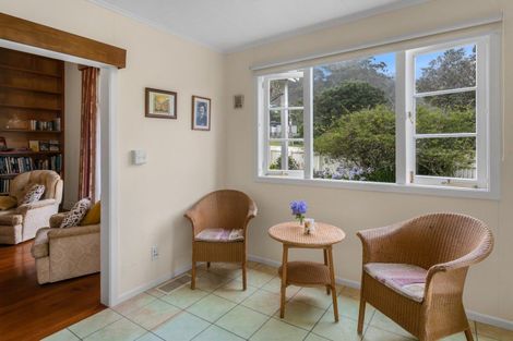 Photo of property in 17 Beresford Street, Russell, 0202