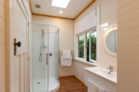 Photo of property in 32 Renwick Place, Nelson South, Nelson, 7010