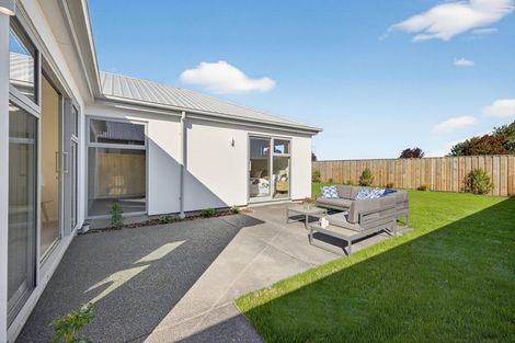 Photo of property in 6 Inch Crescent, Rangiora, 7400