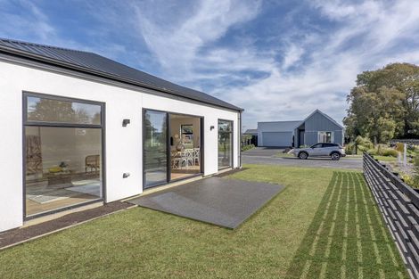 Photo of property in 2 Coe Street, Halswell, Christchurch, 8025