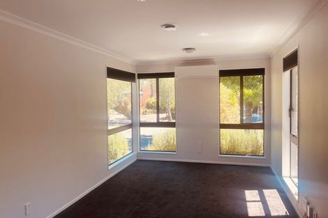 Photo of property in 1/18 Rembrandt Place, Burnside, Christchurch, 8053
