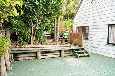 Photo of property in 251 Sunset Road, Sunnynook, Auckland, 0632