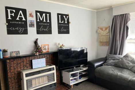 Photo of property in 99 Puriri Street, Gonville, Whanganui, 4501