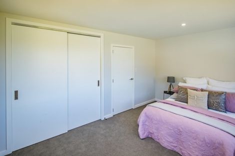 Photo of property in 92 Silverstream Road, Crofton Downs, Wellington, 6035