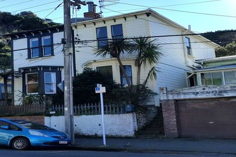 Photo of property in 120 Aro Street, Aro Valley, Wellington, 6021