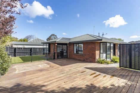 Photo of property in 2 Edwins Way, Burwood, Christchurch, 8083
