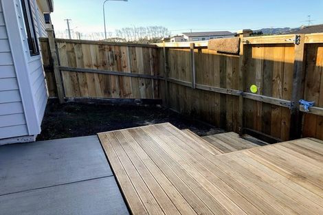 Photo of property in 1 Sapwood Crescent, Takanini, 2110