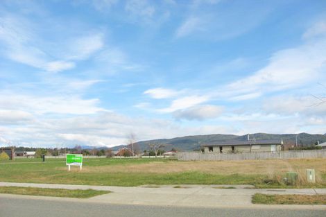 Photo of property in 28 Lawson Burrows Crescent, Te Anau, 9600
