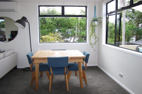 Photo of property in 1/13 Sylvan Park Avenue, Milford, Auckland, 0620