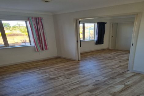 Photo of property in 15 Epic Way, Newlands, Wellington, 6037