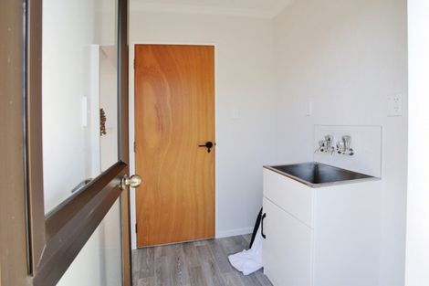 Photo of property in 195 Princes Street, Strathern, Invercargill, 9812