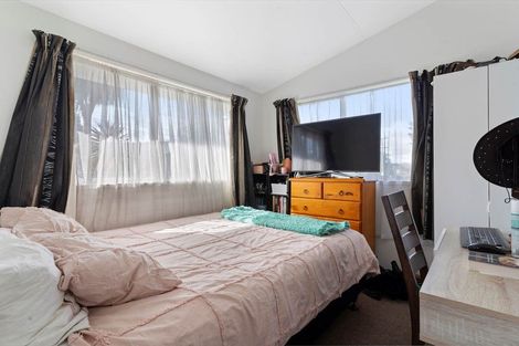 Photo of property in 2/78 Porchester Road, Papakura, 2110
