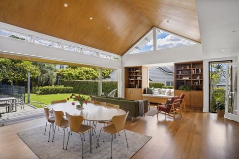 Photo of property in 50 Hamilton Road, Herne Bay, Auckland, 1011