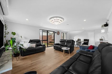 Photo of property in 124 Harriet Johnston Drive, Pokeno, 2402