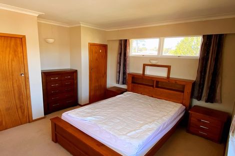 Photo of property in 8 Vista Terrace, Hillcrest, Hamilton, 3216