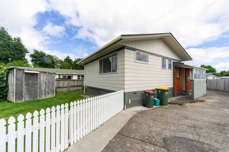 Photo of property in 72 Mears Road, St Andrews, Hamilton, 3200