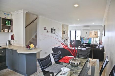 Photo of property in 11/97b Mokoia Road, Birkenhead, Auckland, 0626