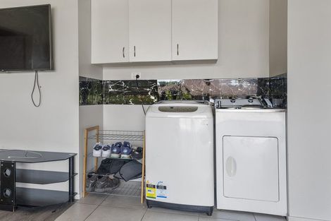 Photo of property in 27 Waterside Drive, Pyes Pa, Tauranga, 3112