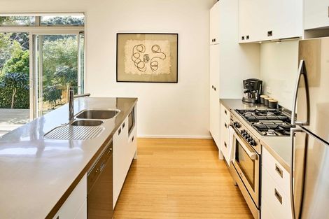 Photo of property in 12 Muri Road, Pukerua Bay, 5026